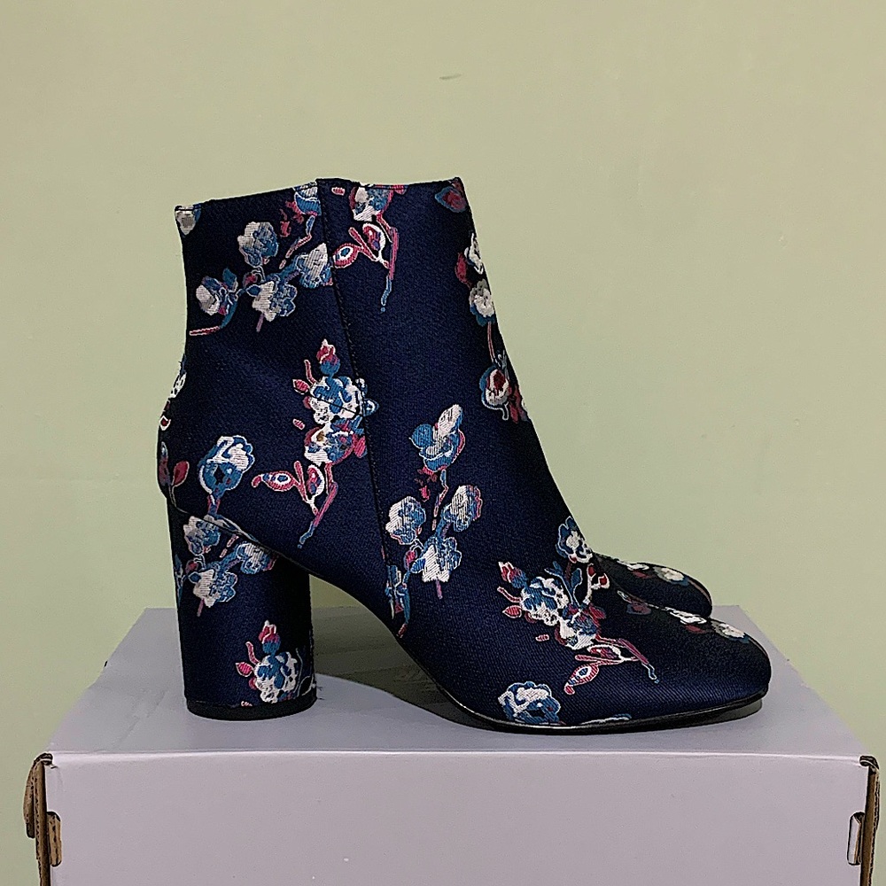 Women’s Urban Outfitters Ankle Boots